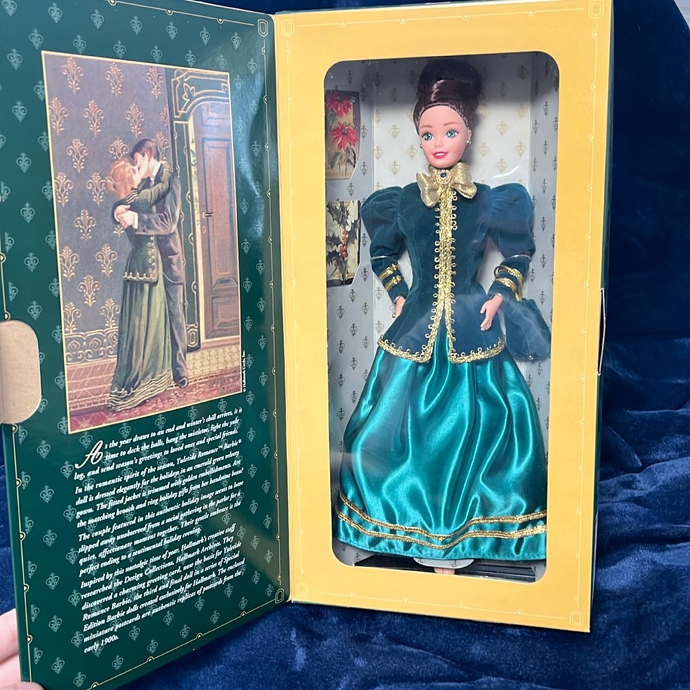 1996 VTG Yuletide Romance Christmas Barbie